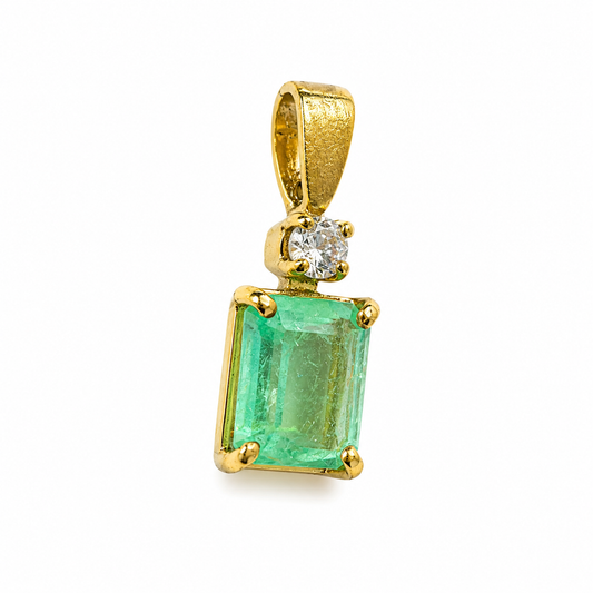 D48 DIJE ESMERALDA RECTANGULAR ORO AMARILLO 14