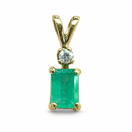 D92 DIJE ESMERALDA RECTANGULAR ORO AMARILLO 14K
